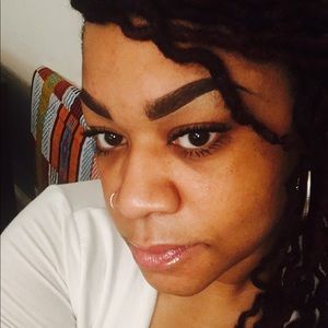 Meet your Posher, Damicka